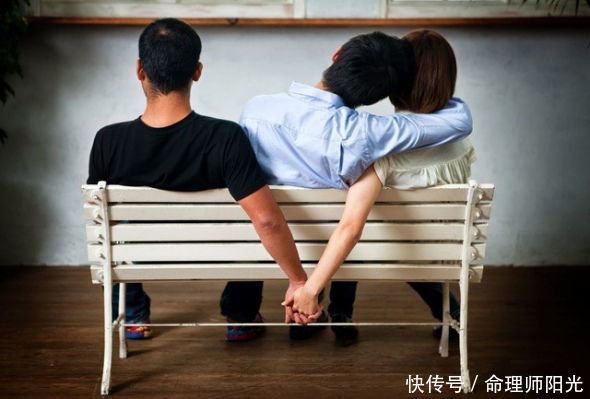 迷失心智,易被偏桃花伤的生肖