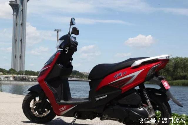 预算8000左右,能买哪款踏板摩托车铃木优友上