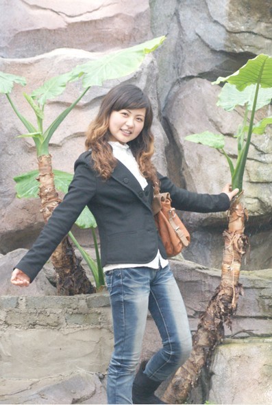 基本信息 李敏,女,2010年毕业于安徽师范大学文学院,主要研究方向