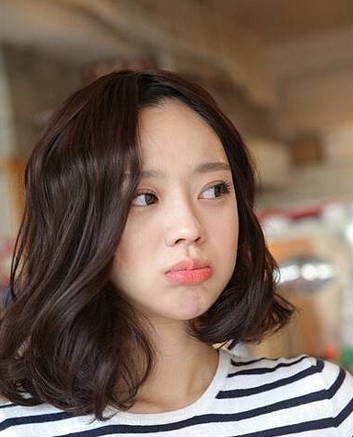 短发微卷怎么弄?_360问答