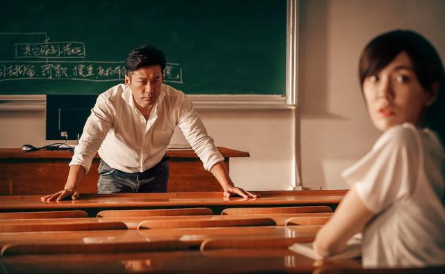 以一己之力扛起剧中的所有感情线！吕佳容凭《执行利剑》再次走红