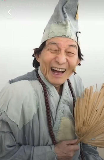 85岁济公现身抖音,他在视频中说的几个字,让