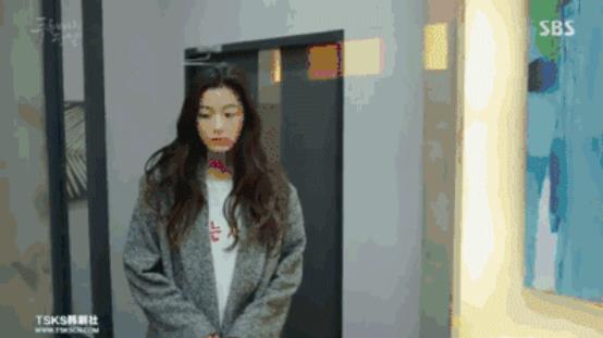19岁少女撩千年鬼怪一条鱼泡到李敏镐 现在流行韩剧女主主动追爱？