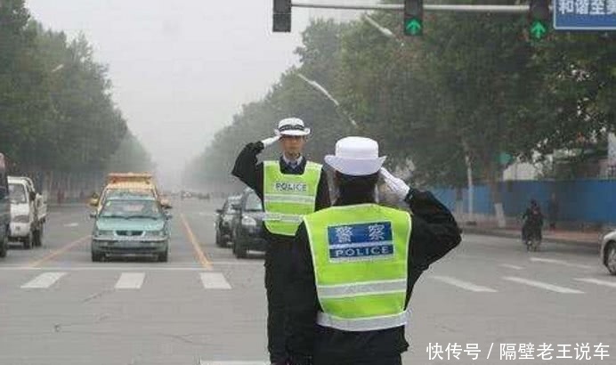 查车协警工资1000多,为什么不辞职?老司机聊