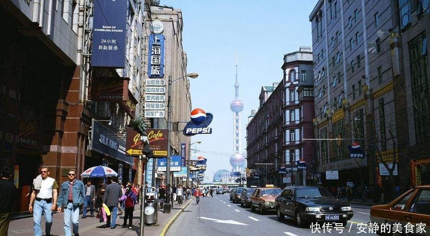 日本游客觉得10万日元可在中国玩很久,到上海