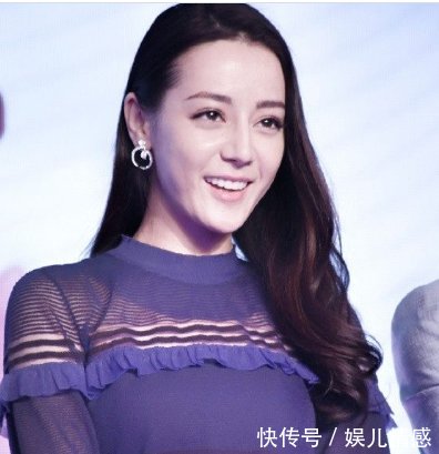 同样是紫色礼服,唐嫣优雅,杨幂瞩目,直到看到迪