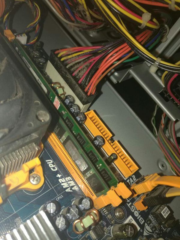 机箱运转显示器不亮_机箱运转显示器不亮