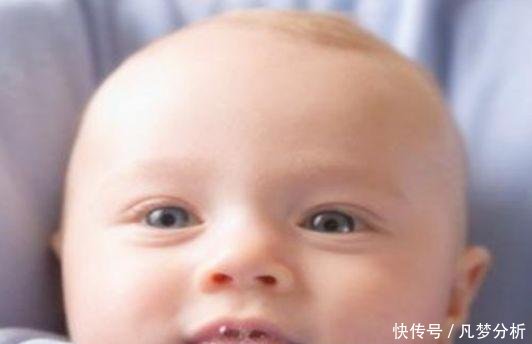 宝宝嘴里总是吐泡泡, 原因是什么 父母要了解