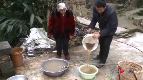 饮用水太浑浊 这个春节为喝水发了愁