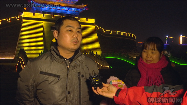 【我为灯光建一言】年味正浓时 游客赏灯鉴灯展