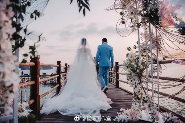 杨烁实现八年前的婚礼承诺，这一世无论平淡波澜都有你在身边