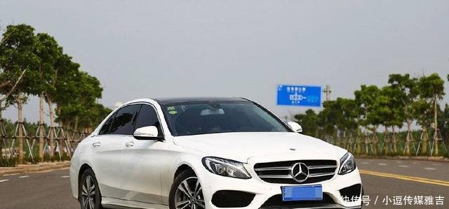 奔驰失控车主撒谎! 120kmh冒死实测 开车门不