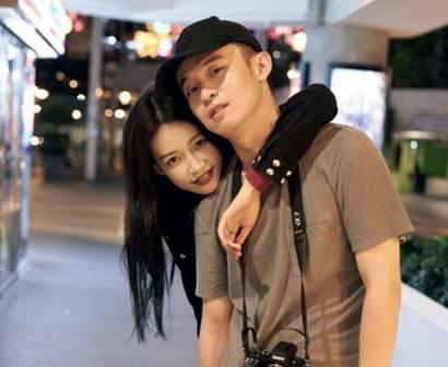 唐艺昕张若昀撒尽狗粮，娱乐圈里有颜值低调的情侣还有他们!