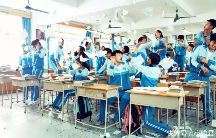 闪亮青春需要奋斗,无悔青春需要闪光