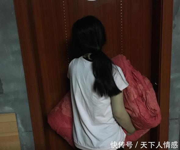 女子心里愧疚,要和老公离婚,婆婆说的话,她眼湿