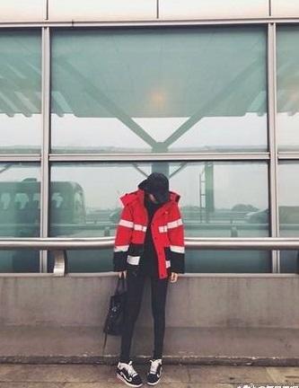 欧阳娜娜P图露馅 网友调侃鹿小葵 加油