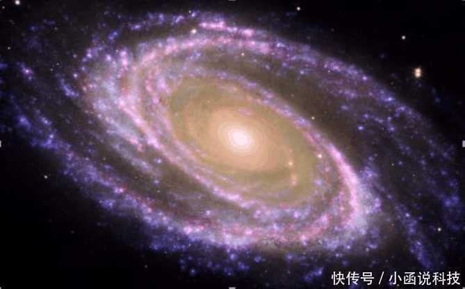 宇宙中最大物体？,直径就有220万光年， 包含3万亿颗恒星!