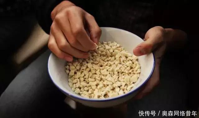 西北全国--陕西人吃馍,磁器人折服!美食口的古镇美食图片