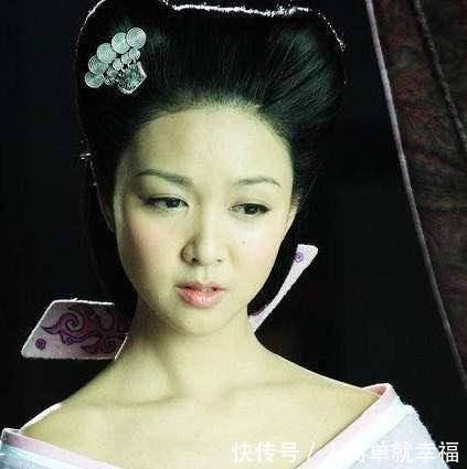 女星古装一字肩,谁最有魅力呢三生三世里的她