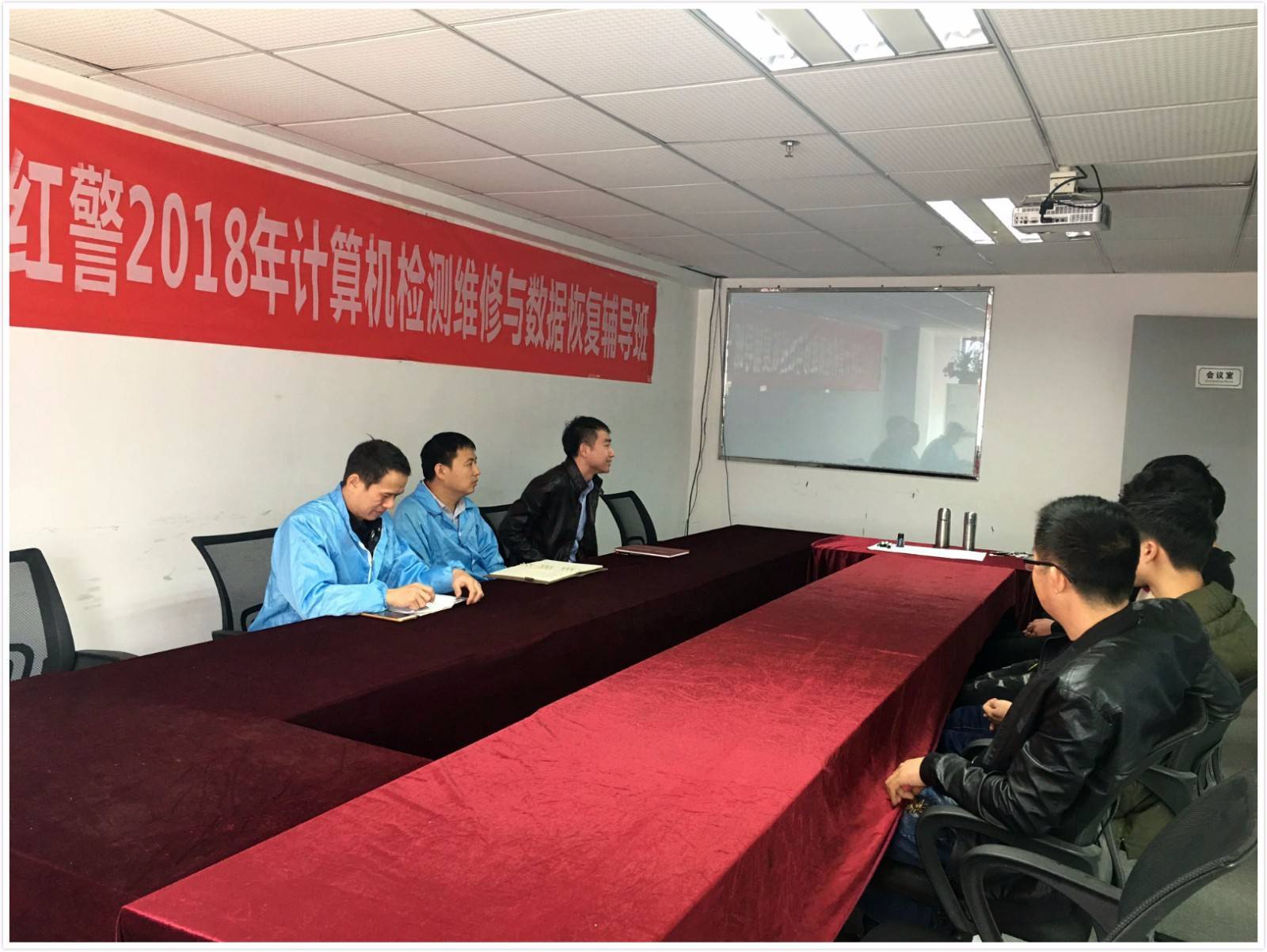 浙江某中职院校师生参加我司计算机检测维修与