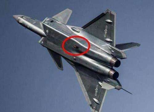 印度在西藏上空发现歼20, 火速起飞4架苏30M