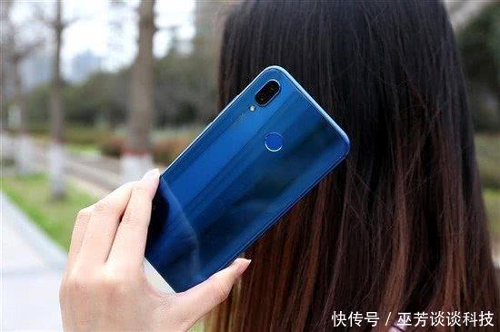 4月国内手机销量排行的:华为P20第二,没想到第