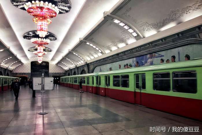 朝鲜最新消息 直击朝鲜平壤地铁：世界最深地铁的神秘世界（2）