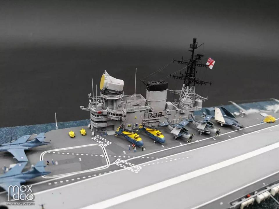 1:700英国胜利号航空母舰(水景)| 模型作品