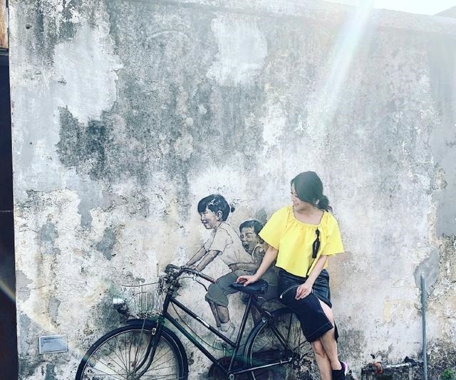 实锤!许志安曾邀请小三黄心颖上台合唱,两人深