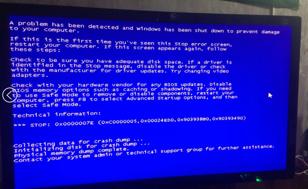 您好,我电脑蓝屏了。不知道什么原因您能给我