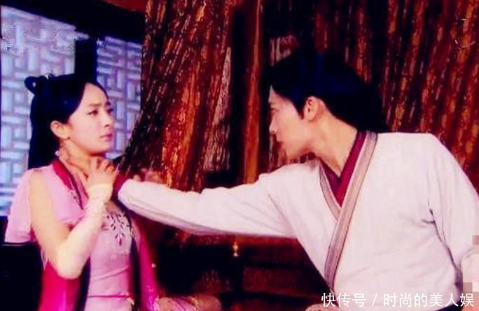 女星在戏中被掐脖子,赵丽颖被憋得满脸通红,b