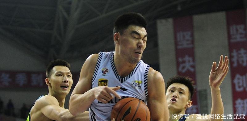 CBA季后赛广东主场VS江苏男篮,易建联周鹏联