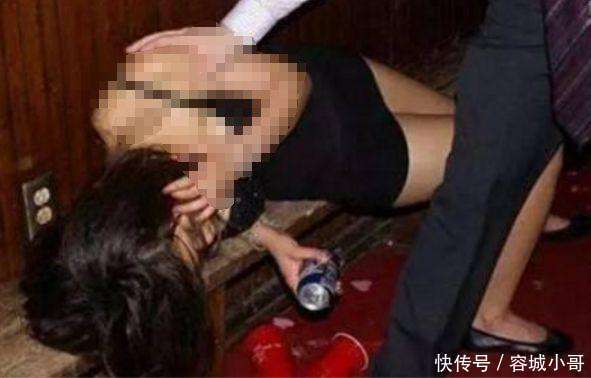 女子喝醉, 隔日苏醒发现自己在宾馆, 看到旁边的男人女子欣慰笑了