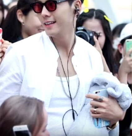 大家准备祝福赵丽颖陈伟霆时 被赵丽颖一句话