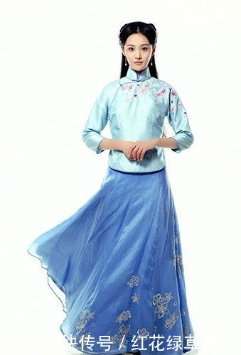 女明星上镜美呆,现实丑哭