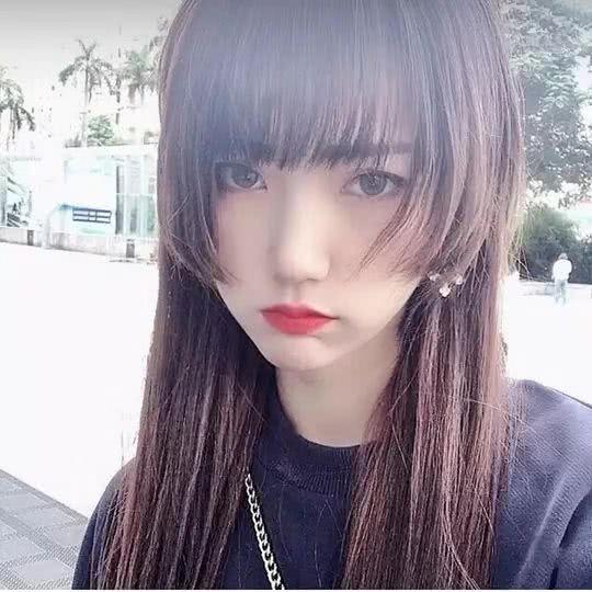 抖音上被称为神仙发型的公主切,成为日韩女生
