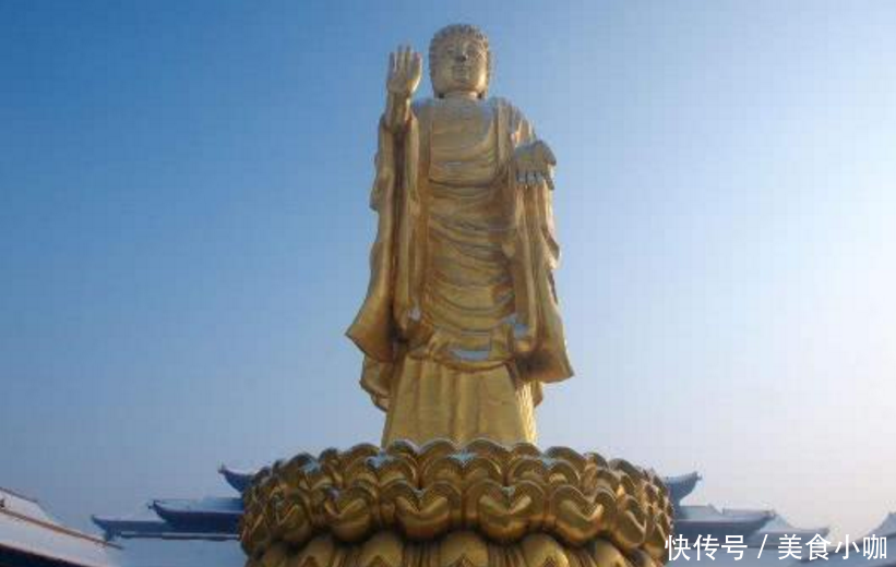 中国再现“第一大佛”!耗资10亿,用了26斤黄金打造!