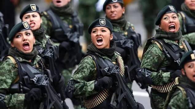 我是一个兵 笛谱-古巴的女兵训练起来让人觉得谨慎抖擞,充满凌厉的味道. 巴西的女