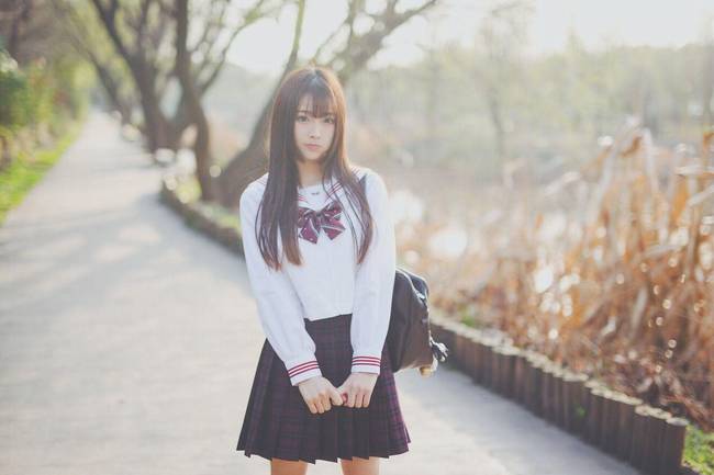 关于男人在街上看美女的想法