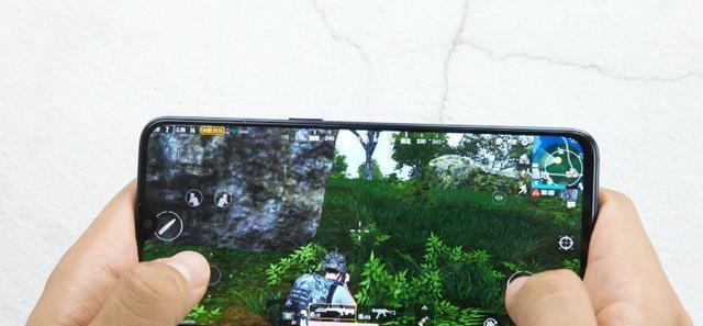 2018年国产玩游戏最强的4款全面屏旗舰手机,