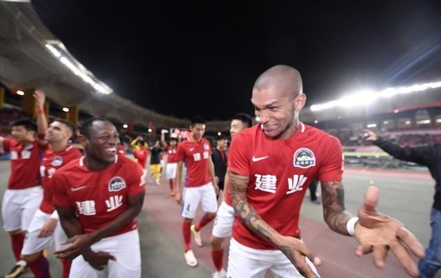 河南建业捏软柿子?热身赛:河南建业与华沙普洛