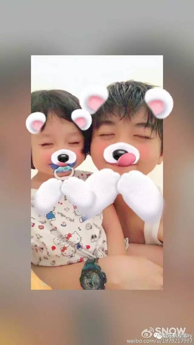 奥莉当姐姐Kimi当哥哥 星二代的弟弟妹妹也超萌