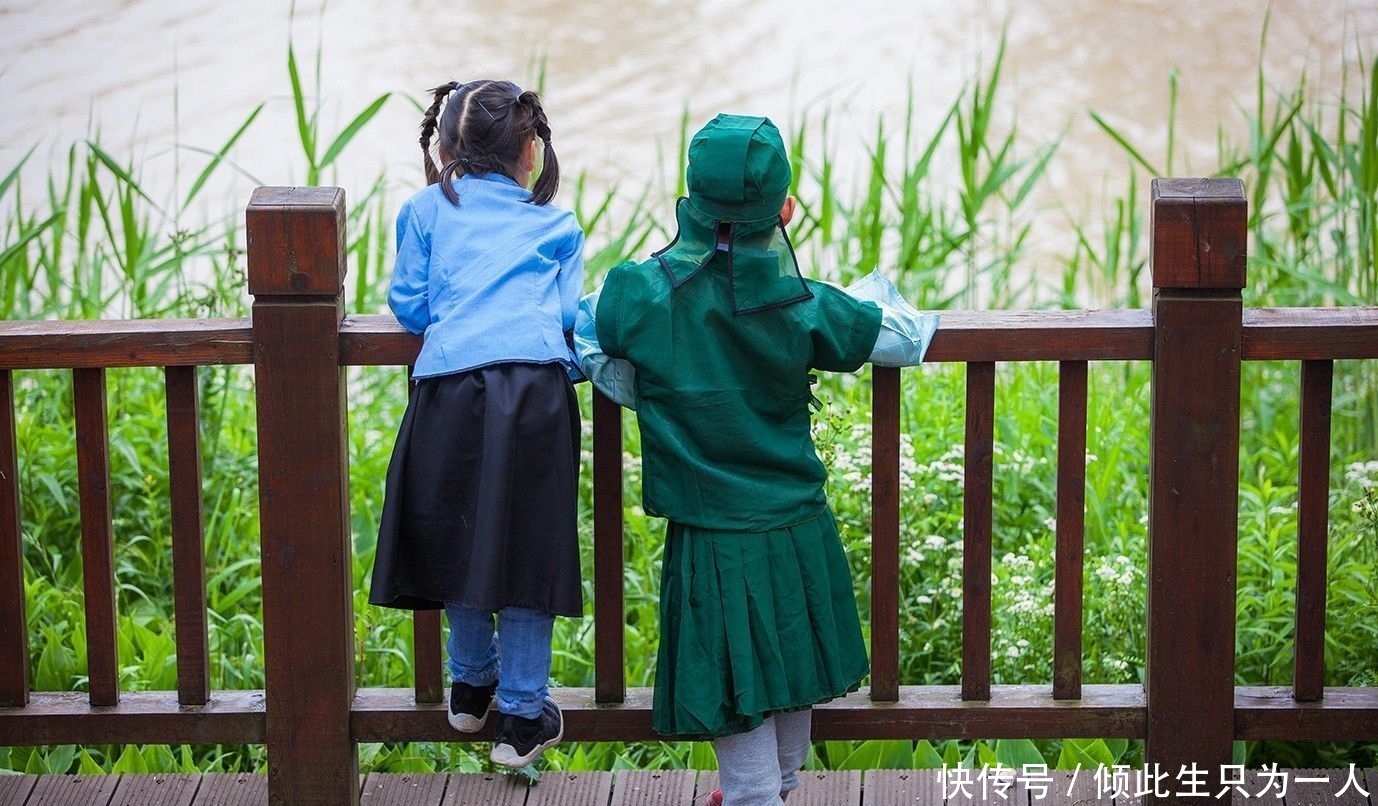 如今有人喜欢唐装汉服,为何日本人穿和服,中国