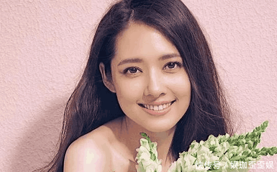 郭碧婷她到底是经历了什么? 笑起来时连嘴唇都