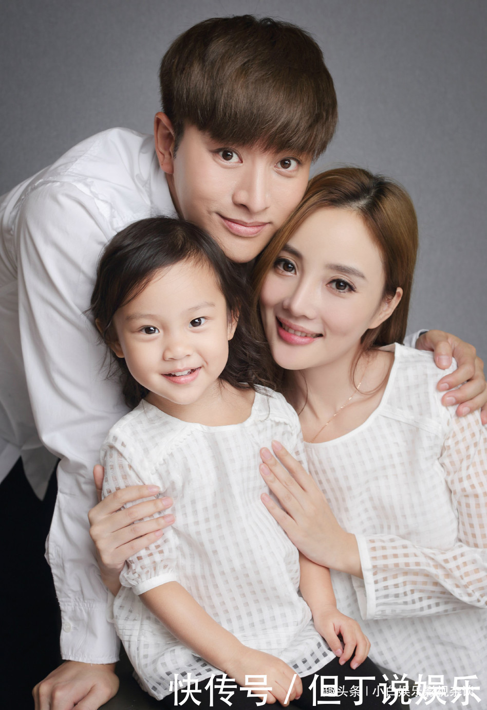 贾乃亮参加综艺节目,新房曝光,李小璐甜馨出现