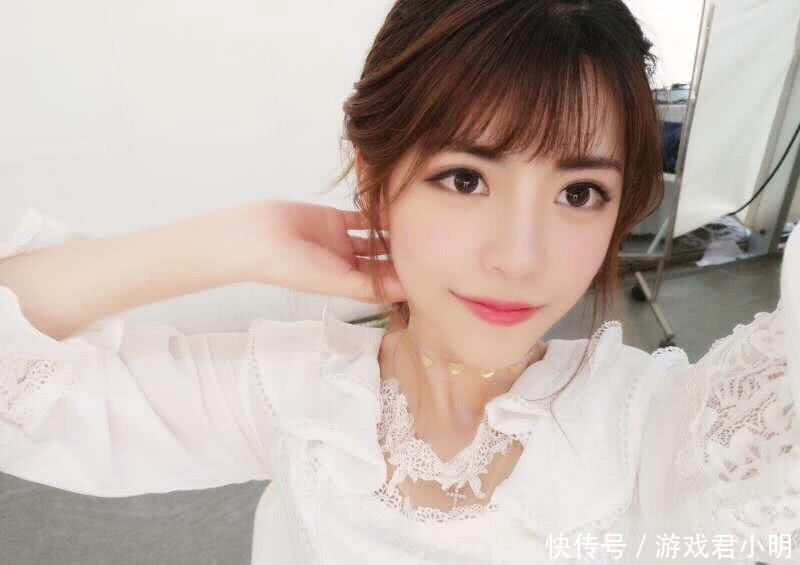 周淑怡直播读黑粉邮件,一个滚字道出内心愤怒