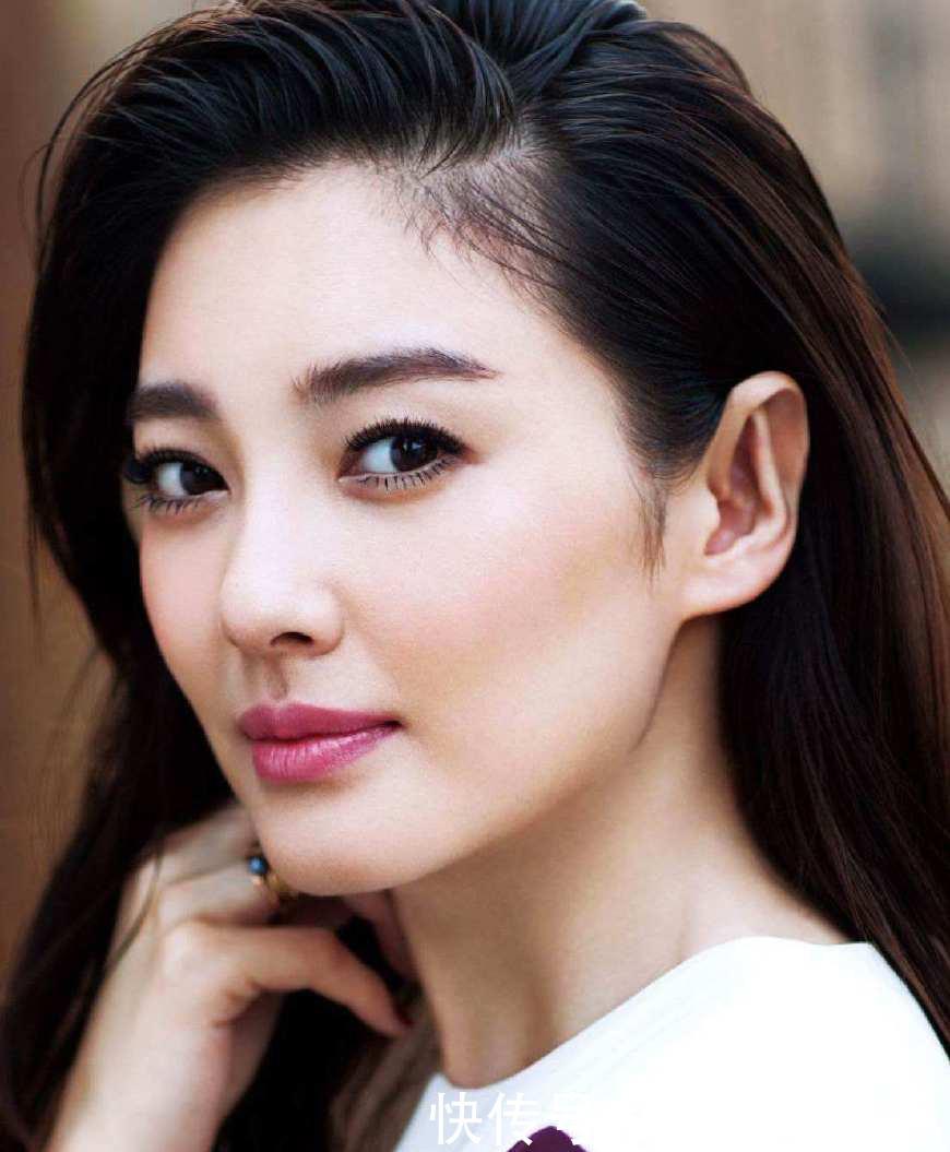 八月桃花扶摇直上,旧爱哭求复合,将再续前缘,相