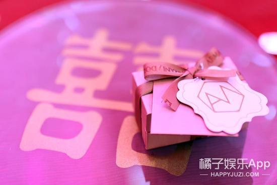 张馨予婚期确定啦，看看他们准备的伴手礼都是啥？