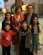 归亚蕾近照:曾是最年轻的金马影后,与丈夫金婚