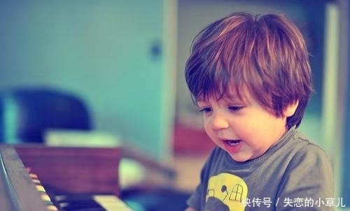 教导孩子“不要老是麻烦别人”?越懂得“麻烦别人”越“受欢迎” 澳门网上真人赌场网站